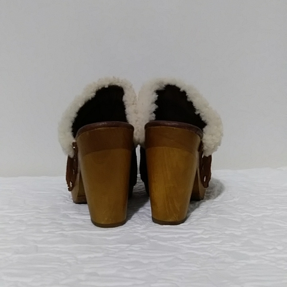 Ugg Brown Suede Clogs Sherpa Trim - Picture 3 of 6